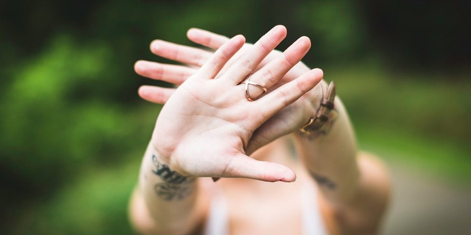 hands-926234_960_720
